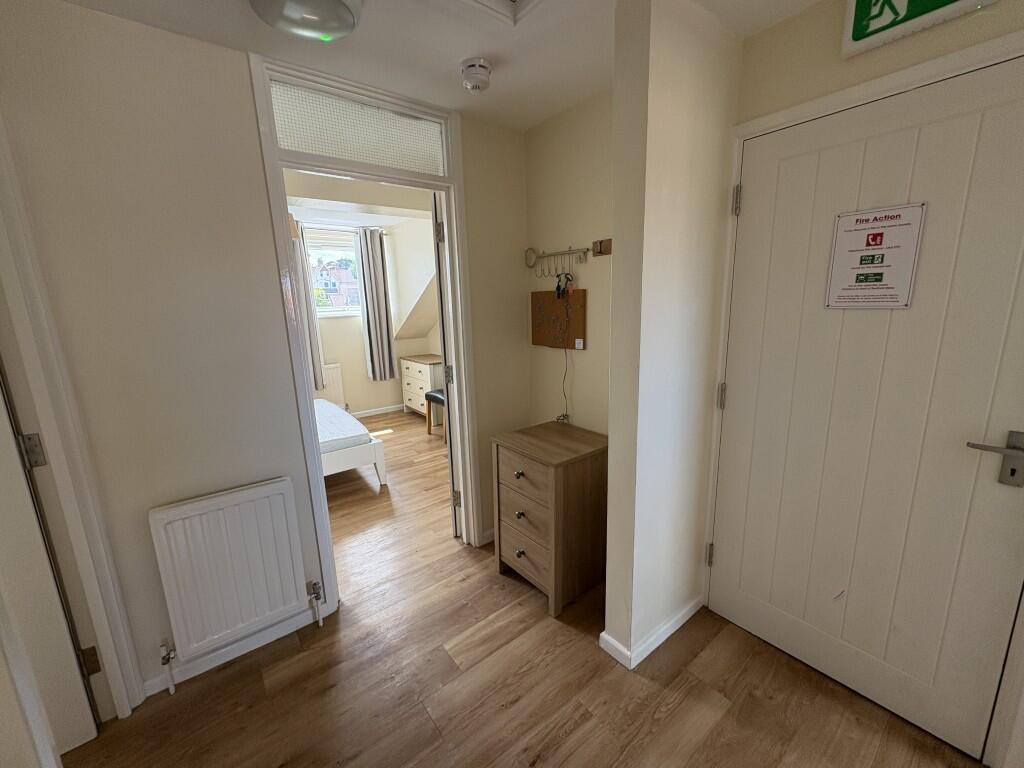 16  Medium  T202507101143.jpg