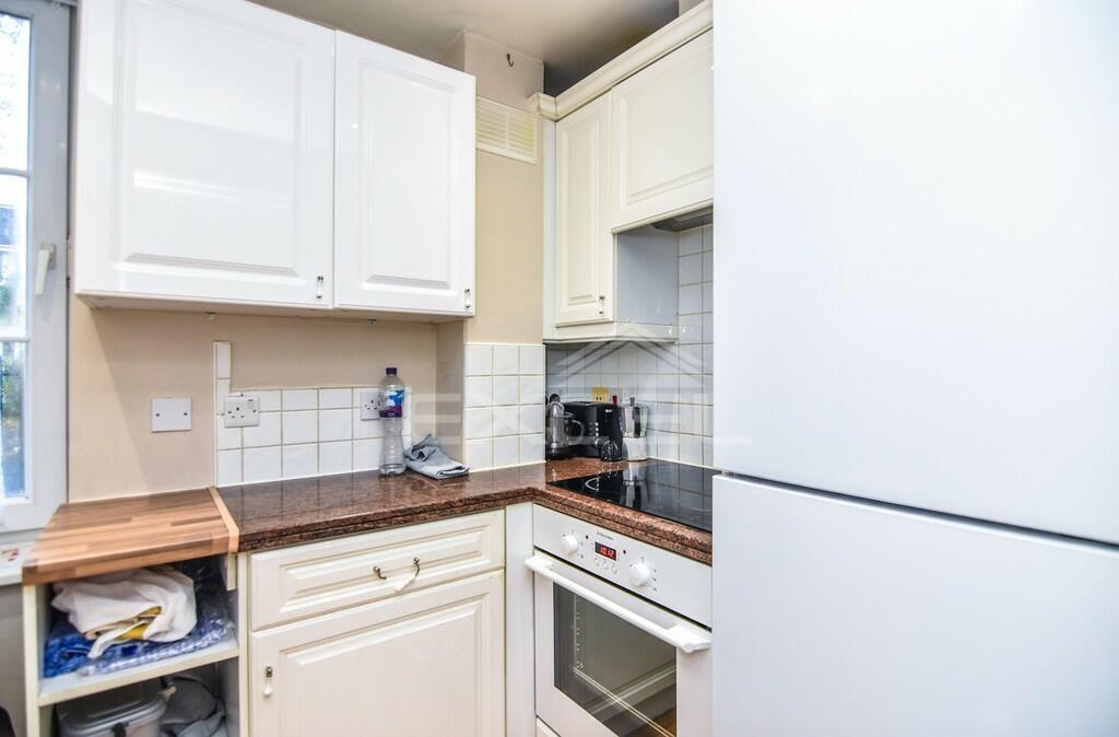 KITCHEN (1) 