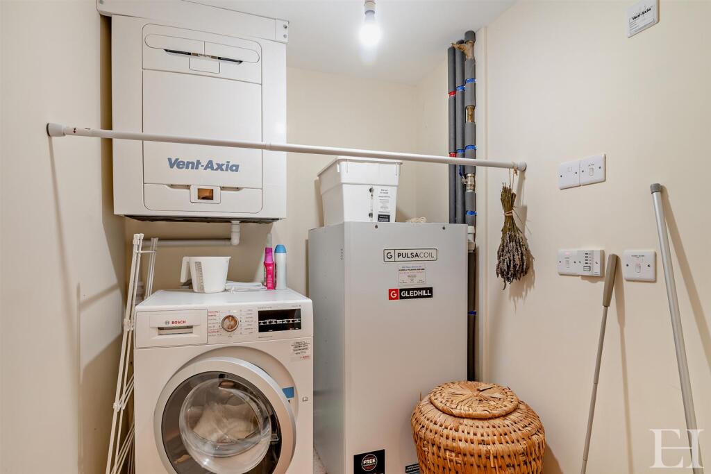 8671797-interior11-800.jpg