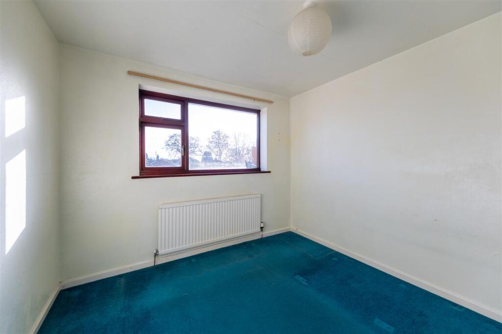 12b Eaton Road-013.jpg