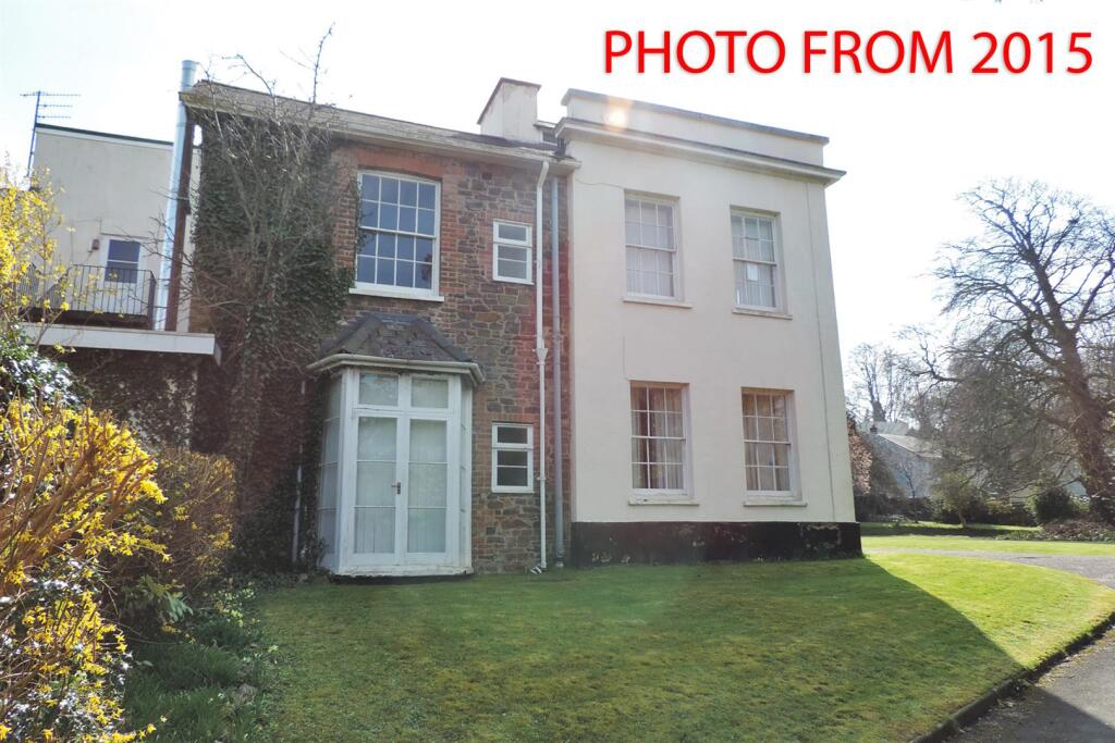 Alexandra Lodge, Old Road, Tiverton, Devon, EX16 4