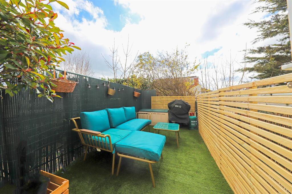 nicholas james livingston roof terrace.jpg