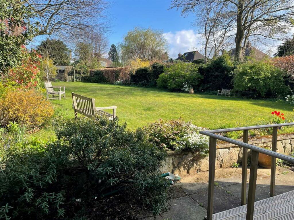 New rear garden from left large-1920.jpg