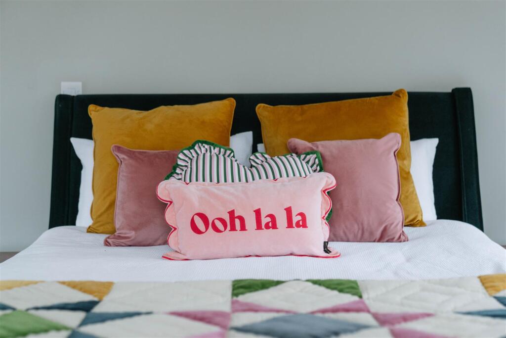 Bedroom4-19.jpg