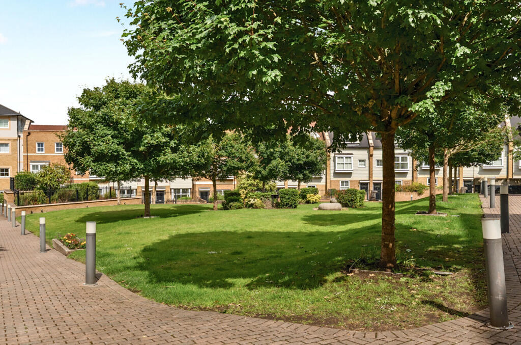 1305532-8-6843115...