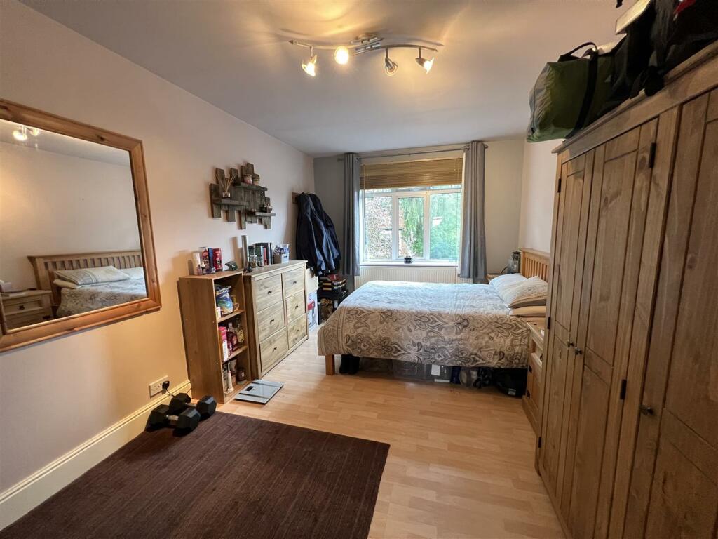 Bedroom 2A.JPG