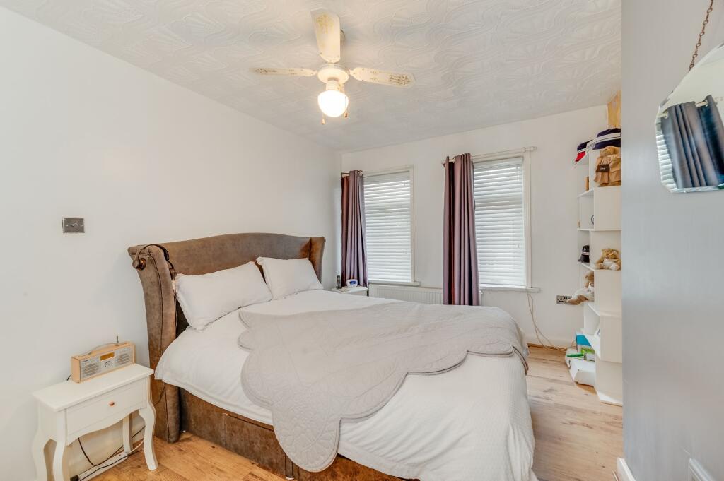 BEDROOMS AND BATHTOOM
