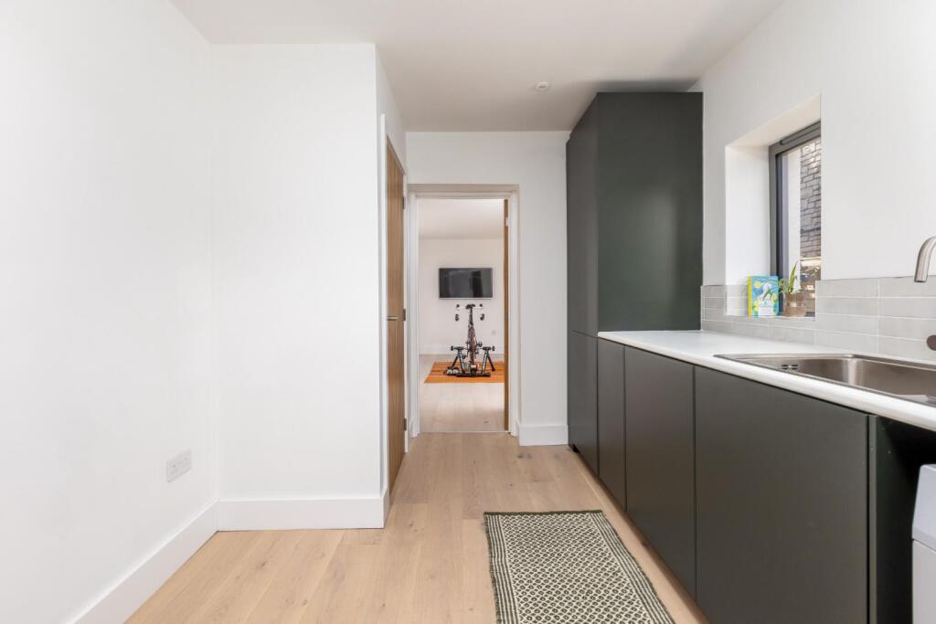 47 The Avenue, BS21-10.jpg