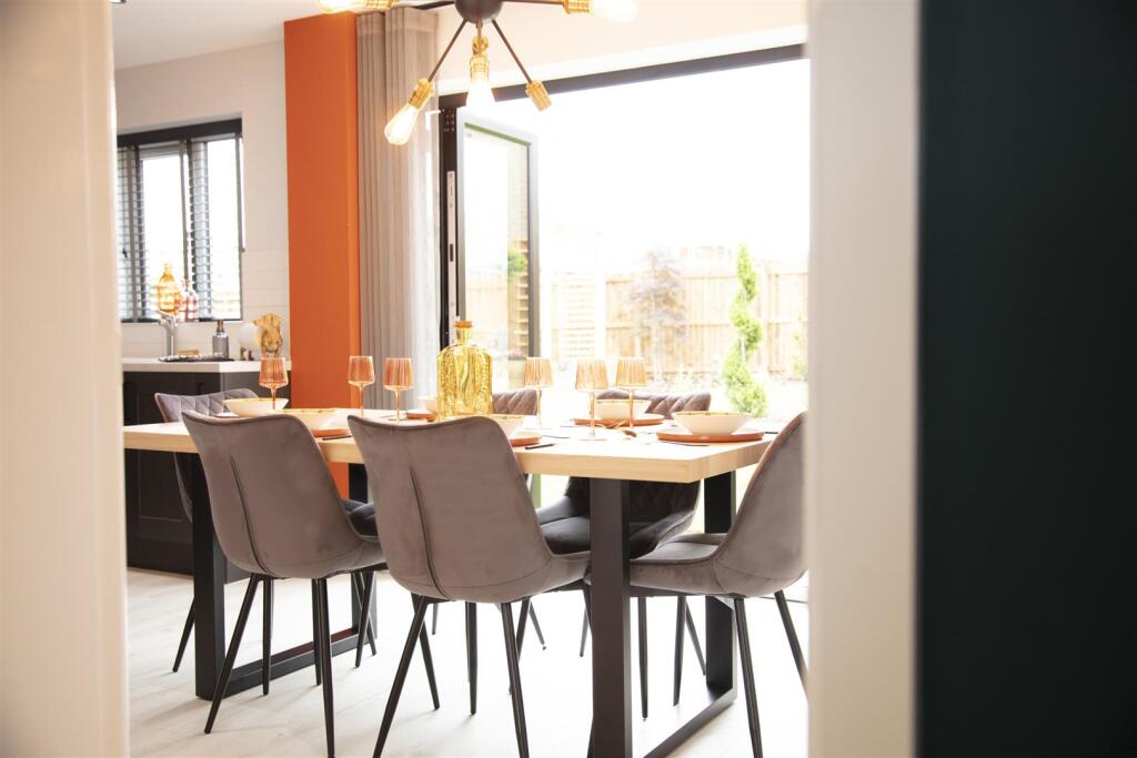 Kitchen/dining area