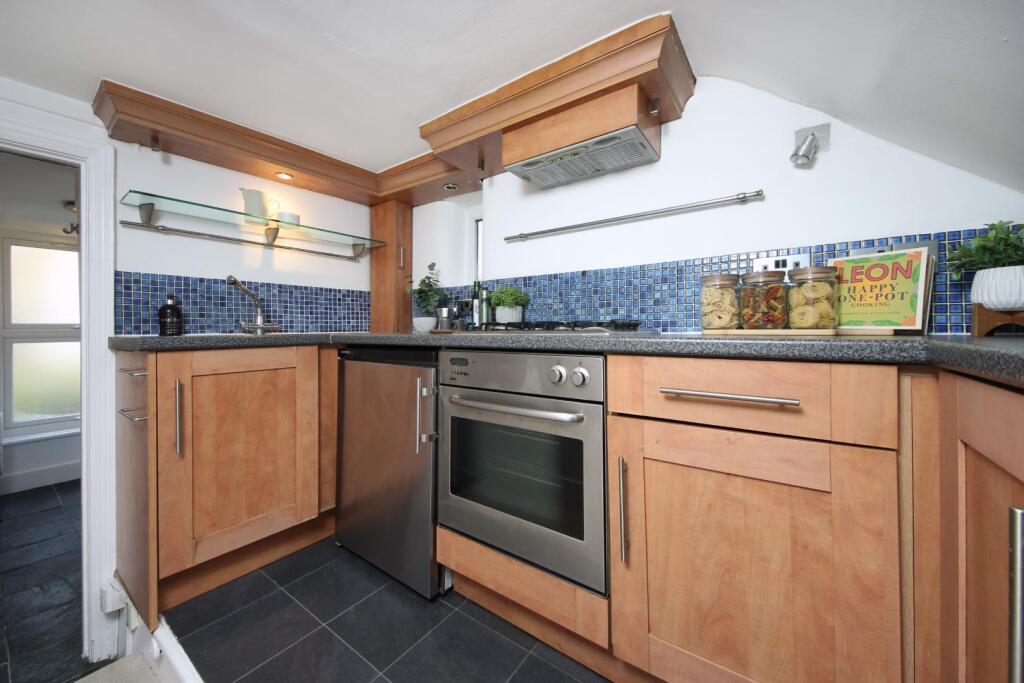 GV- F2 - 55 Windsor rd-dressed (12).jpg