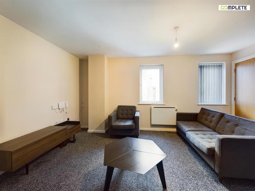 CAM01231G0-PR0029-STILL011