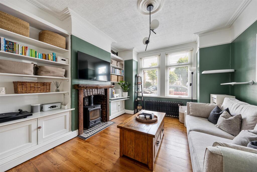 Haldan Road E4