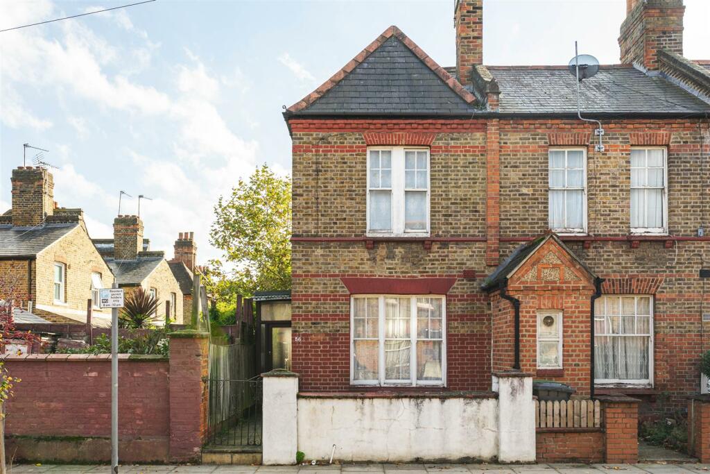 56 Moselles Road-12.jpg