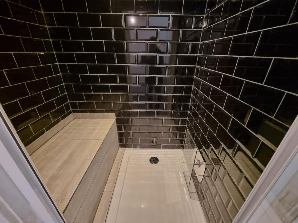 Cloakroom/wc