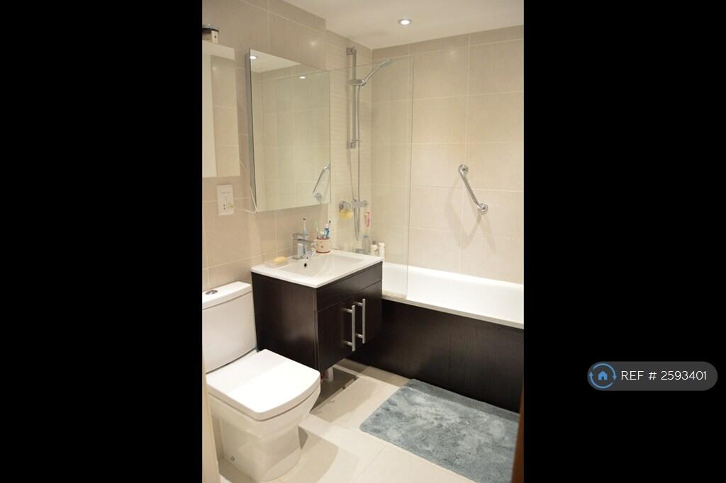 Main Bathroom