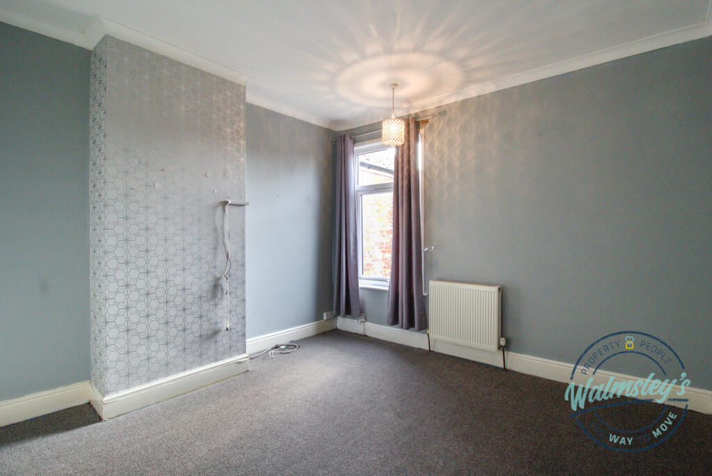 Rear double bedroom