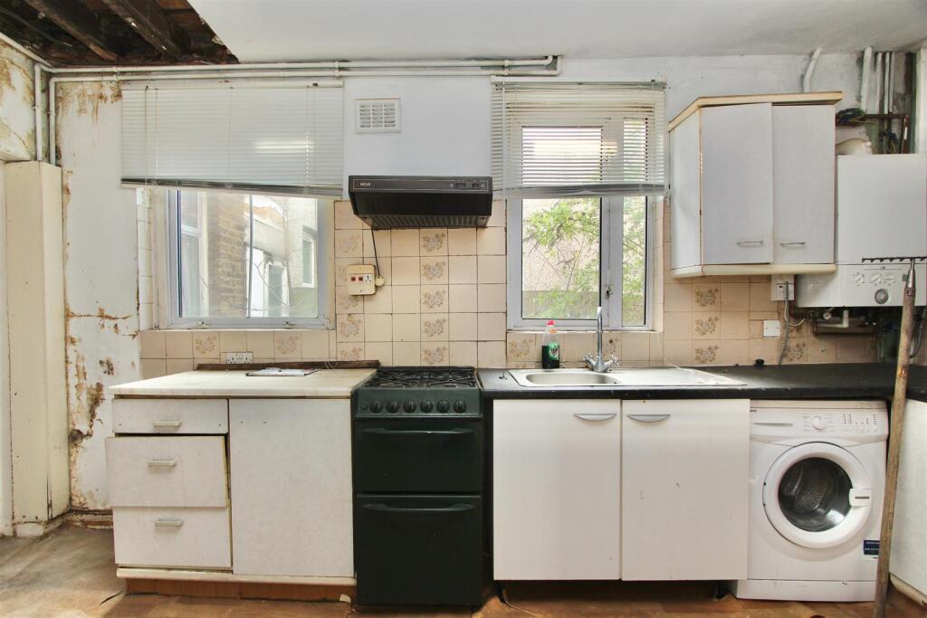 Shelbourne Road, N17