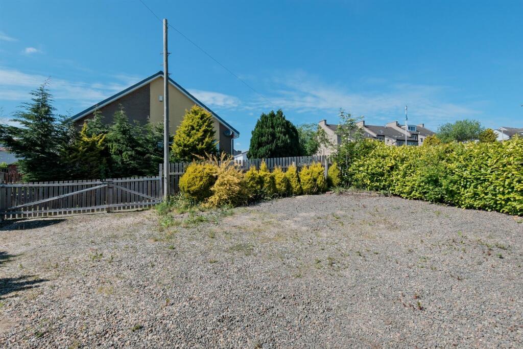 006-140 Caledonian Road Wishaw, ML2 0HT.jpg