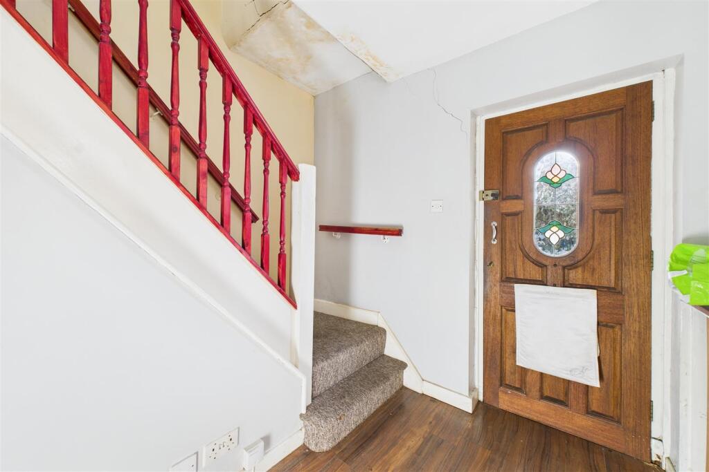 17 Pembroke Avenue, Shirehampton, Bristol BS11 9SJ