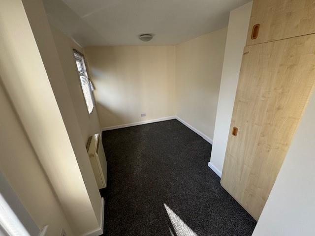 small bedroom 2.jpg