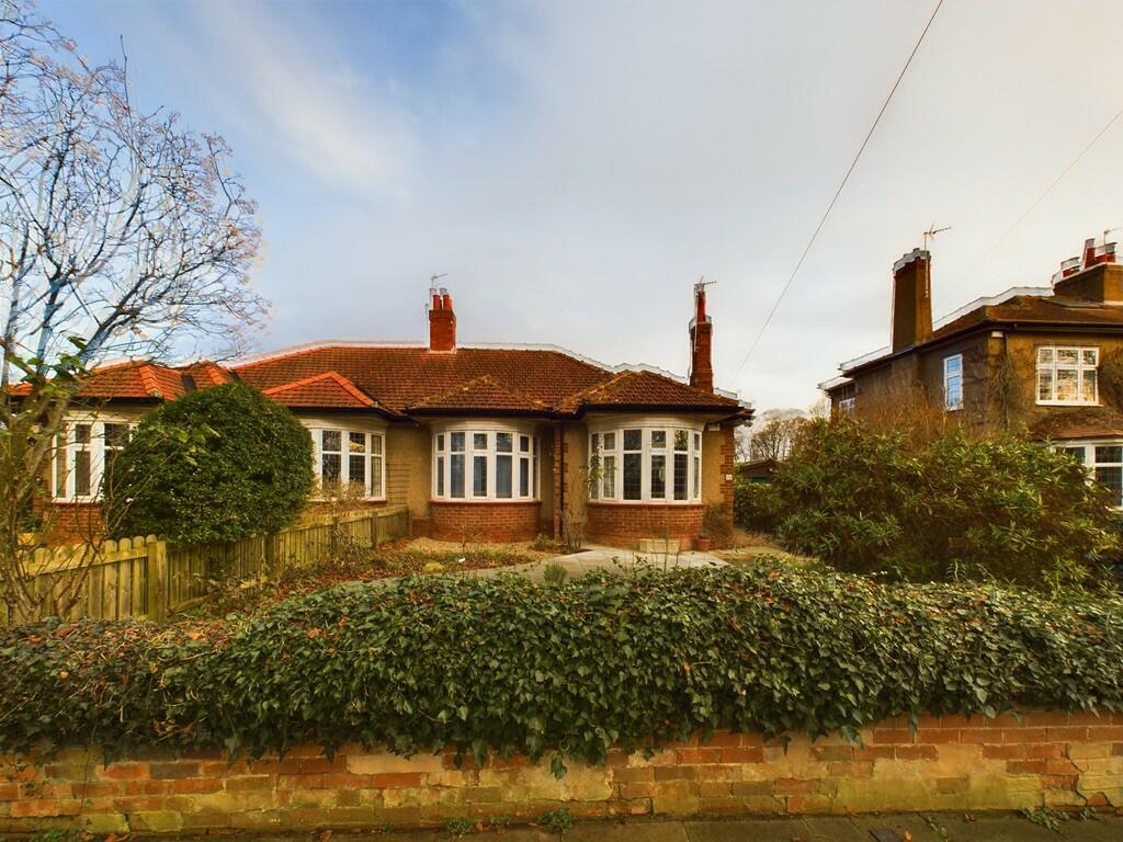 CAM01835G0-PR0125...