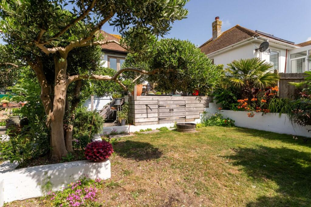 Hailsham Avenue -11.jpg