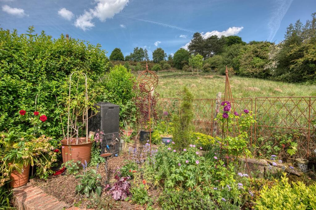 Rear Garden - flower beds.jpg
