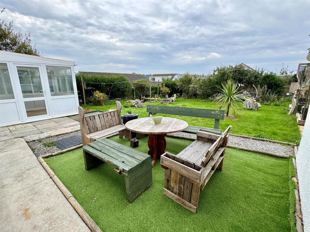 18 Whitegate Road Garden
