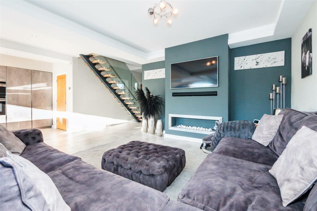 Open Plan Living Dining Kitchen 3
