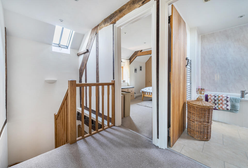 1384815-19-6925c1...