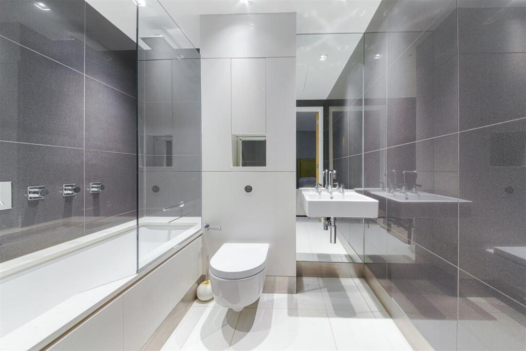 TRITON BUILDING, NW1-16.JPG