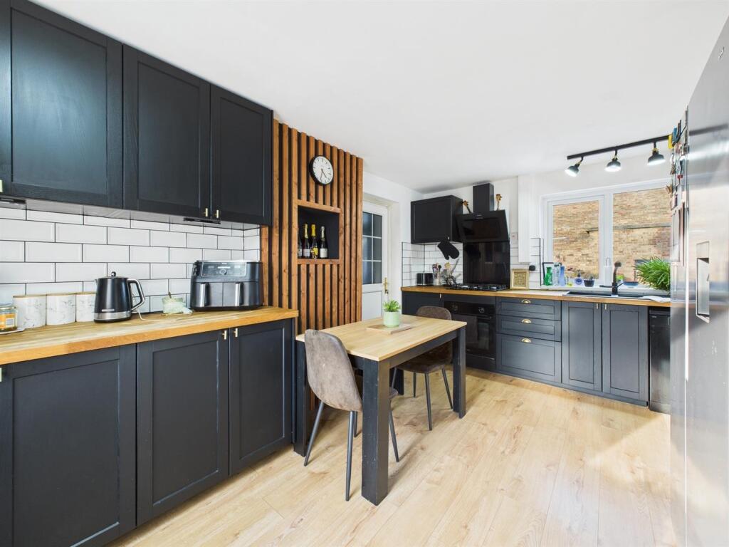 Kitchen/ diner: