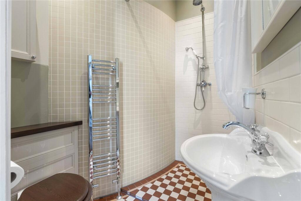 27 Falcon Gardens 04