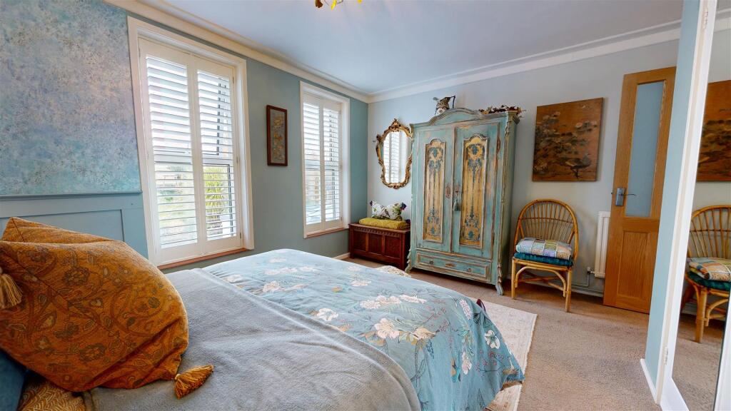 Bedroom 1.4.jpg