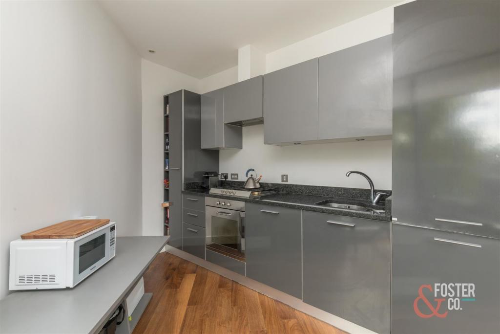 Hoopers Yard, Flat 11-11.JPG
