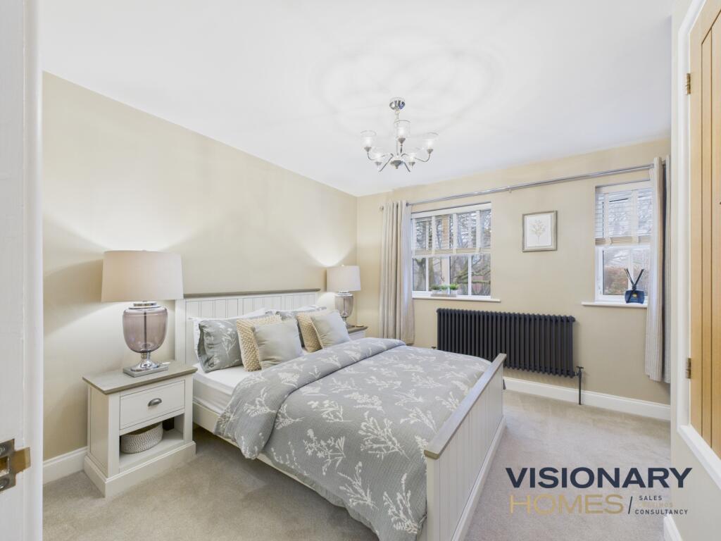 CAM03522G0-PR0238-STILL025