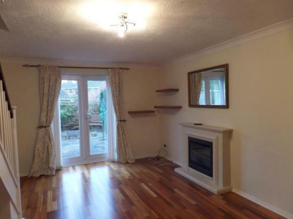 Sitting room 1.jpg