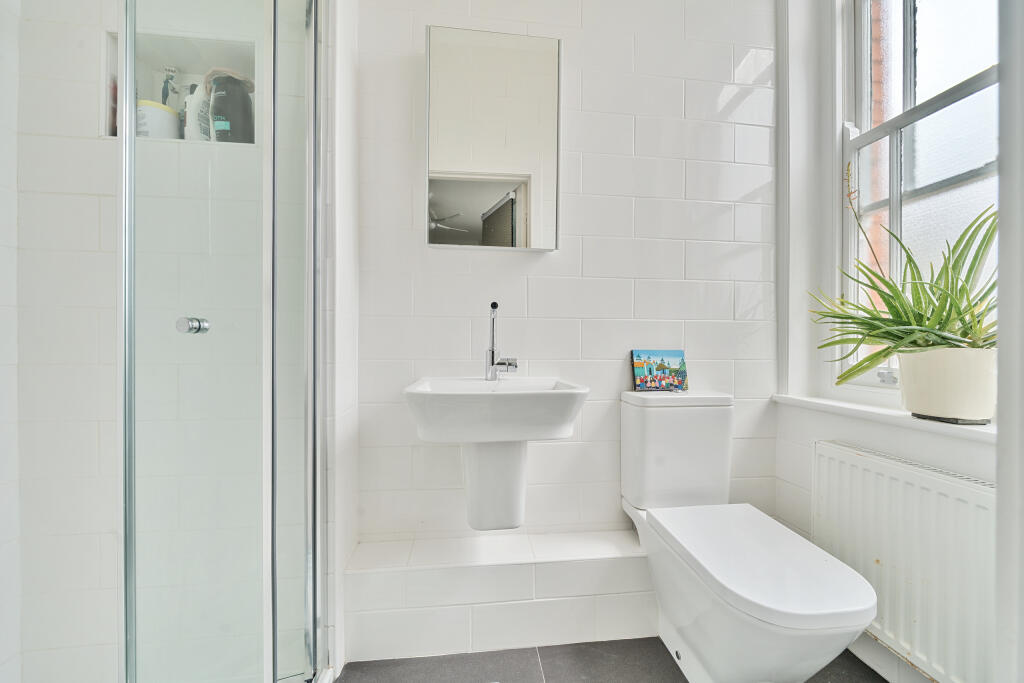 Ensuite Shower Room