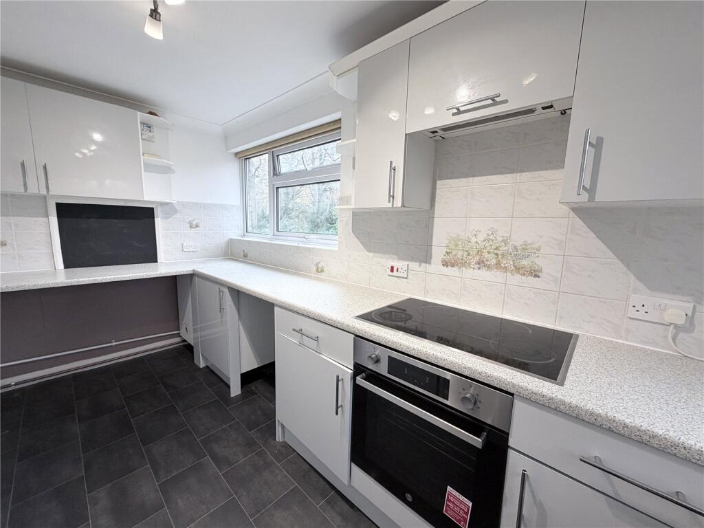 Stanton Drive, Fleet, Hampshire, GU51