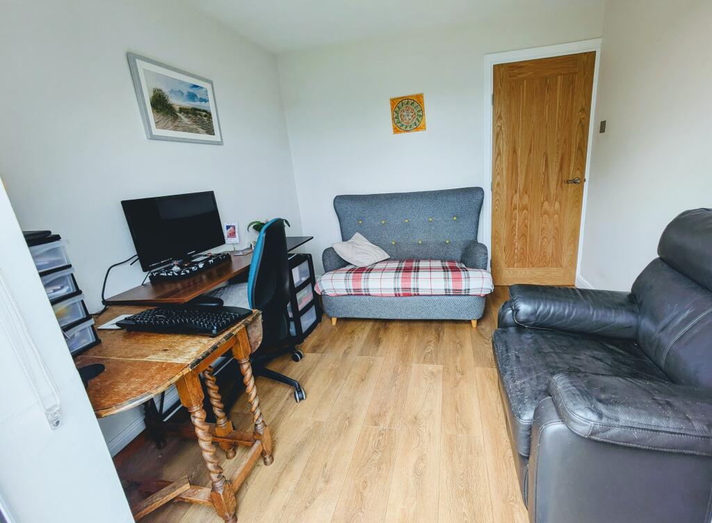 Garden room office 1