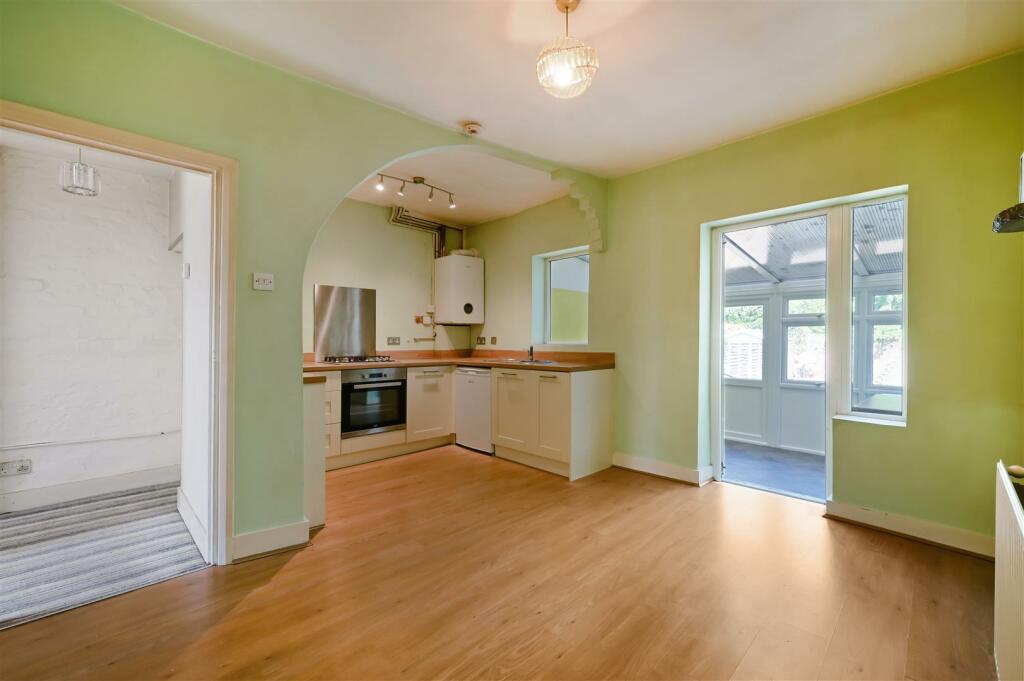 Kitchen/Dining Room