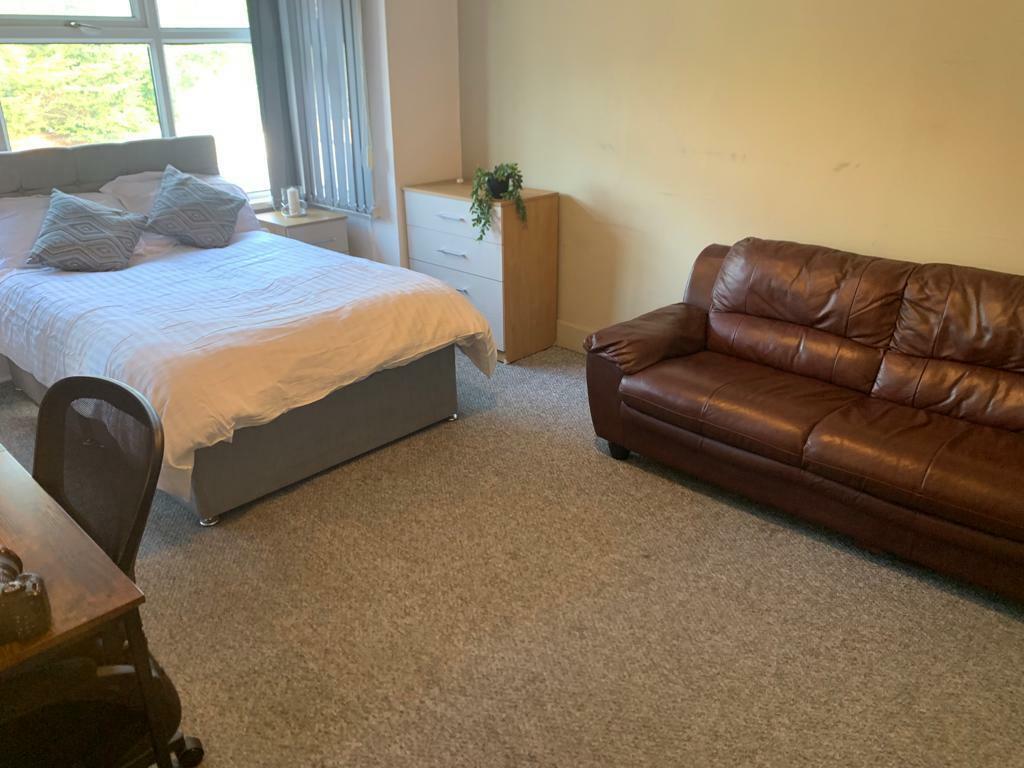 Room 4