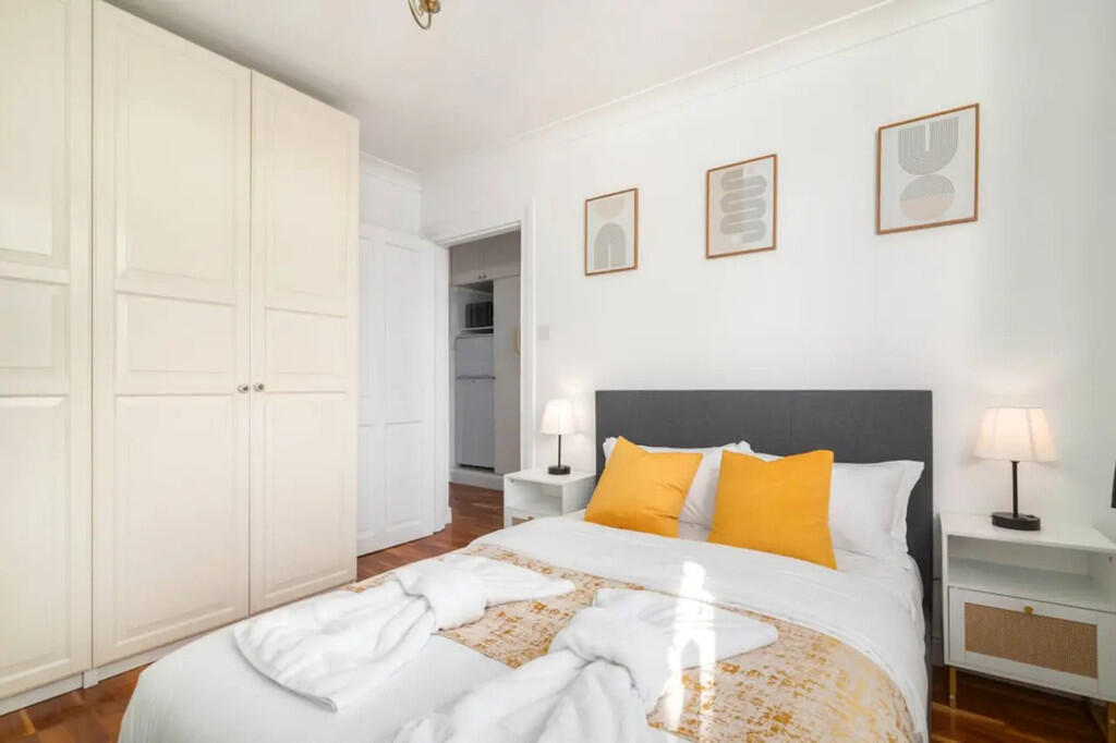 131140-377830-WhP...