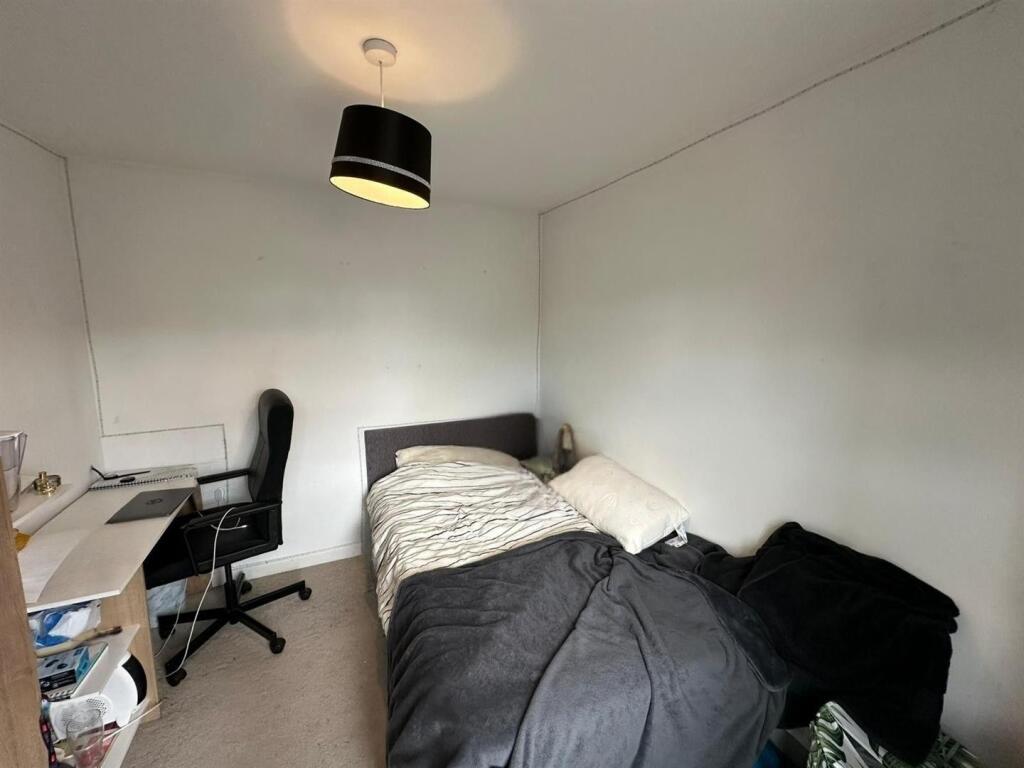 10 GHW_Room 2_1