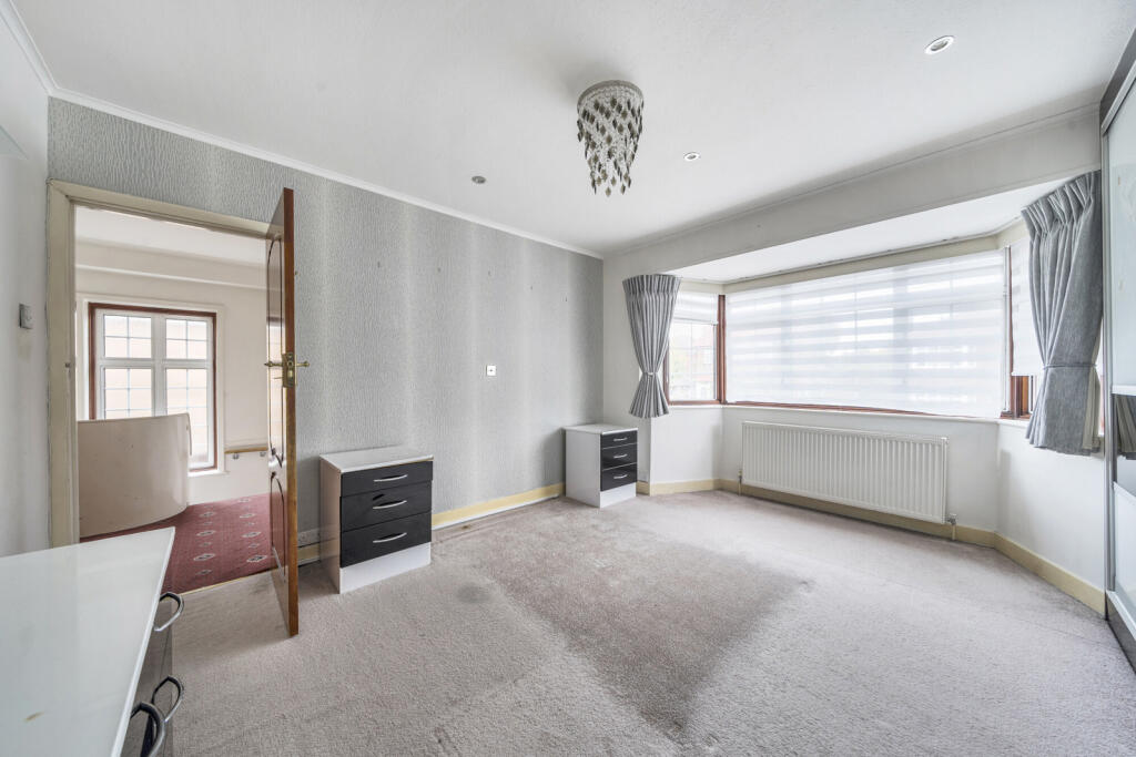 1364897-17-68e66a...