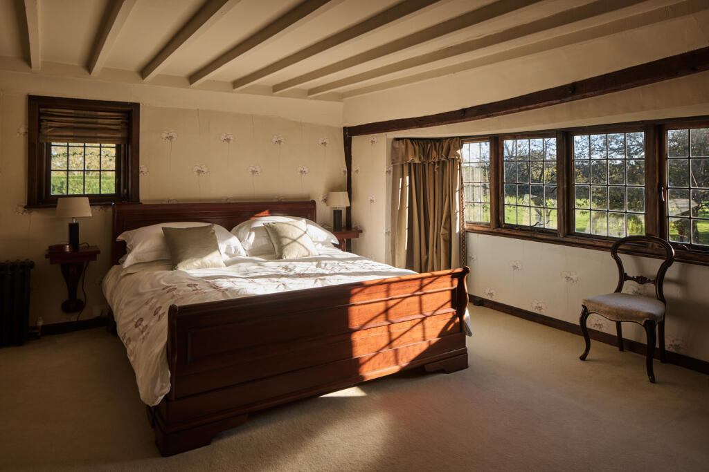 239849 - DGLA1336.jpg