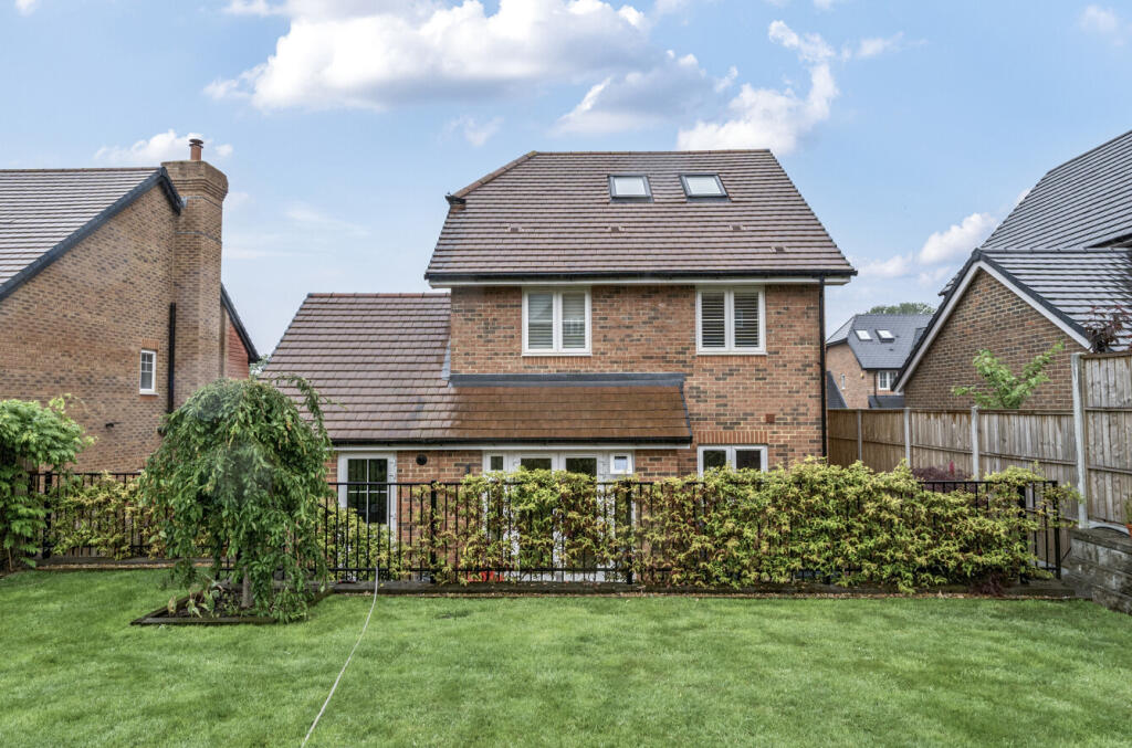 1302093-3-683ec3a...