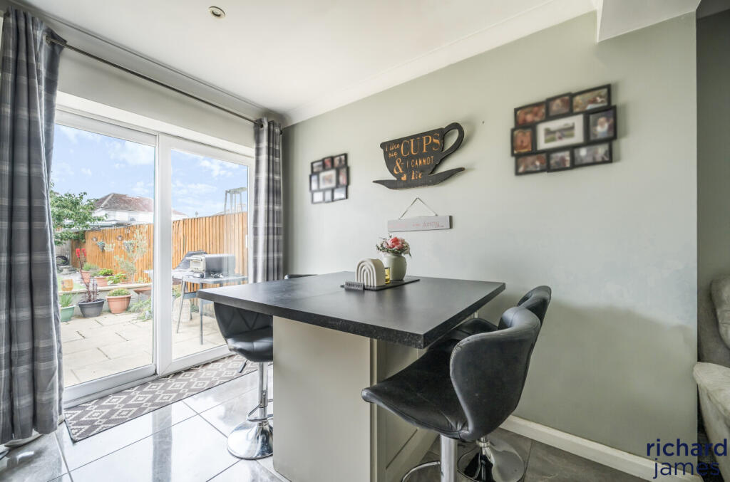 ed3d0249135e4e8dbcafdcd452912f18