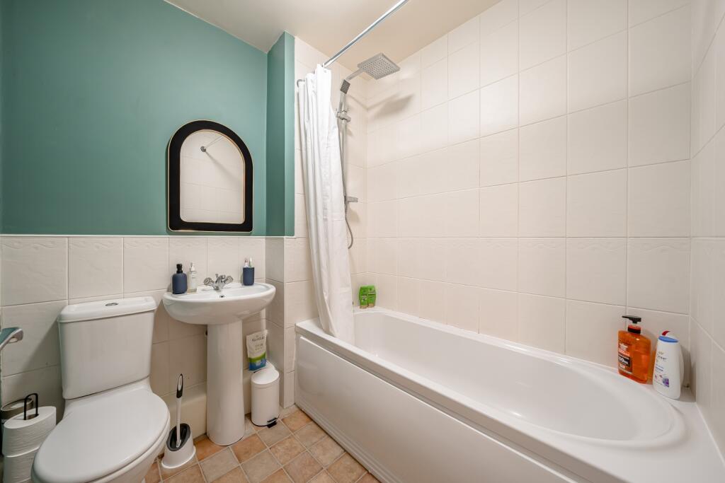 Family bathroom