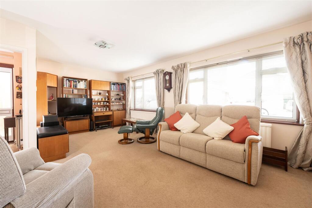 4 The Paddock, Hitchin-11.jpg